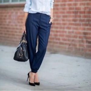 Club Monaco Briton Wool Jogger Pant in Navy